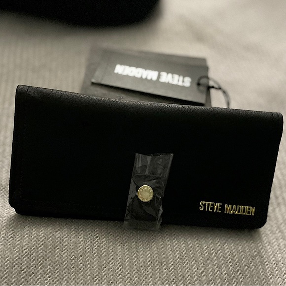 NWT - Steve Madden Boxed Wallet (Black) - Picture 1 of 6